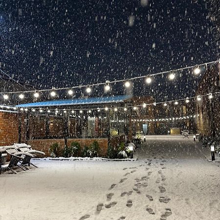 Hotel Ticiani 13 Kutaisi Bagian luar foto